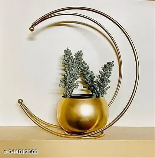 Metal Flower Vase with Gold Finish